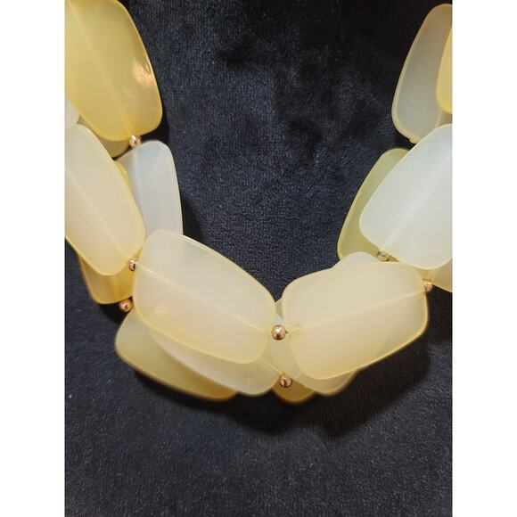 Women's Yellow Beaded Statement Necklace With Lobster Clasp By The Limited - Picture 3 of 7